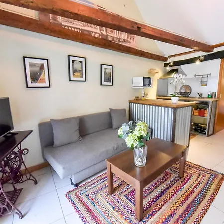 The Arenal Nook - Only Adults 2 *
